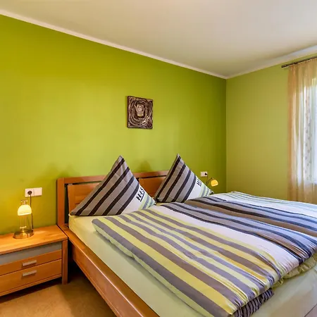 Apartman Im Rosengarten *